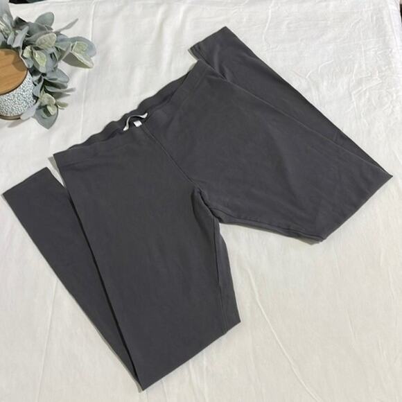 Victoria's Secret Leggings Womens Medium Gray Fitted Pull On - Picture 1 of 5